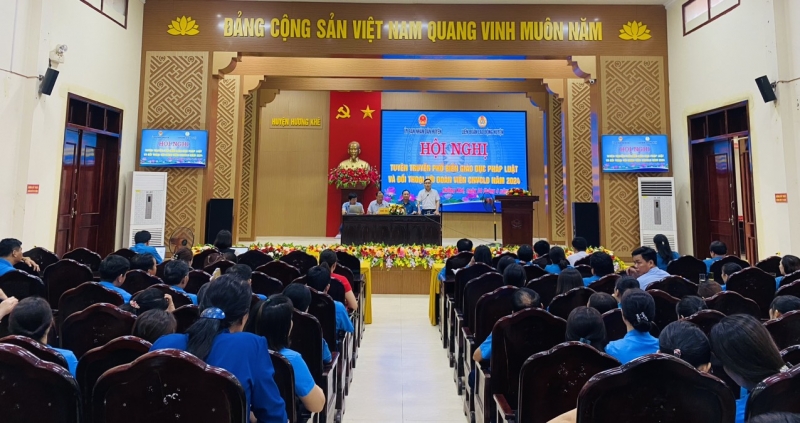 Hương Khê: Phối hợp tổ chức Hội nghị tuyên truyền, phổ biến giáo dục pháp luật và đối thoại năm 2024